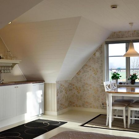 Torsborgs Gard Bed and Breakfast Simrishamn Εξωτερικό φωτογραφία