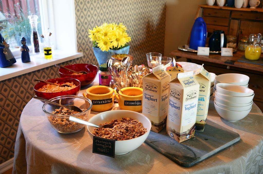 Torsborgs Gard Bed and Breakfast Simrishamn Εξωτερικό φωτογραφία